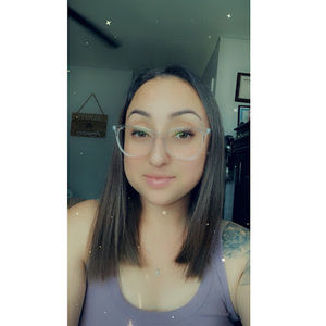 Meet your Posher, Selene